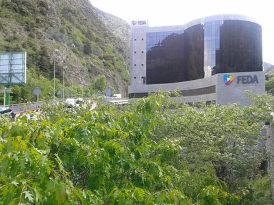 El consum elèctric de l’octubre ha disminuït un 2,3% respecte al mateix mes del 2013